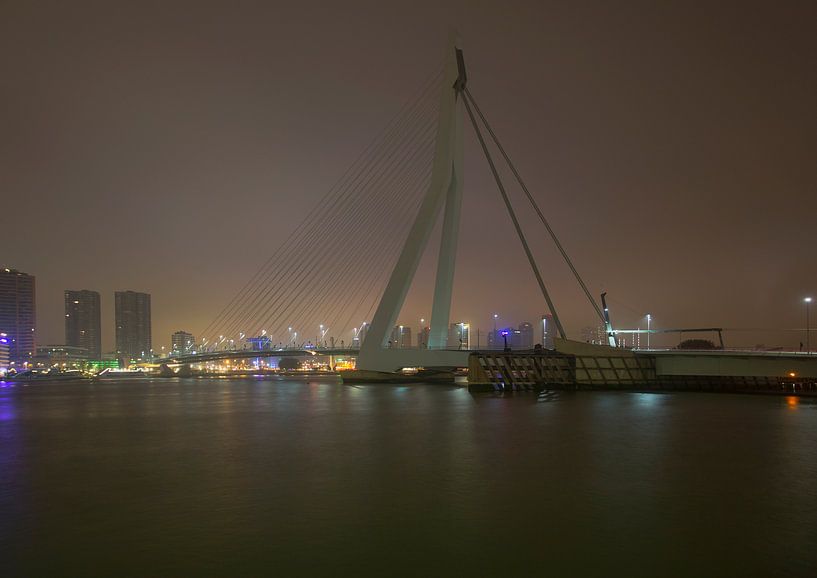 Erasmusbrug Rotterdam van Juul Baars