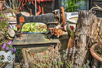 Old sewing machine