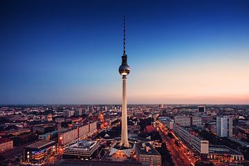 Berlin – View over the City van Alexander Voss