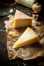 Käseecken auf Holz von Poster Art Shop