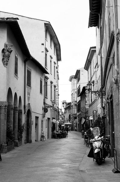 Straße in Cortona von Chantal Koster