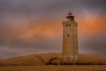 Lighthouse on fire? van Guy Lambrechts
