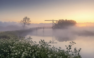 Sonnenaufgang am Schildjer Tilbat am Schildsee in der Provinz Groningen