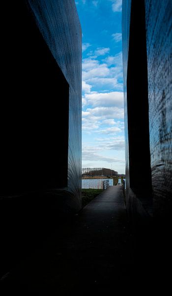 Kijkje en doorkijk in een bunker 599 van Sense Photography