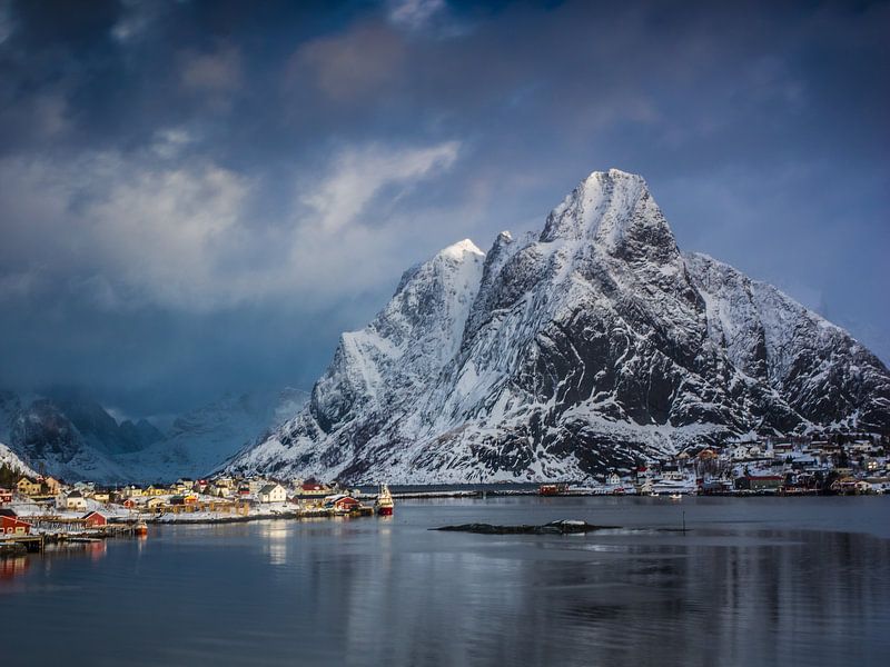Reine, Lofoten von Henk Goossens