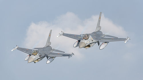Two Belgian F-16's from the Thunder Tigers formation.