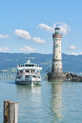 Ingang van de haven van Lindau aan het Bodenmeer