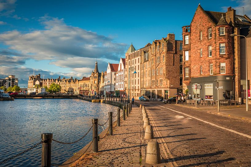 Avondlicht bij de Shore in Leith, Edinburgh van Christian Müringer
