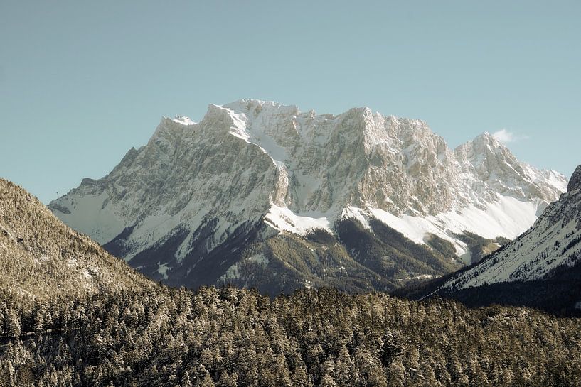Blick auf die Zugspitze von Toni Stauche