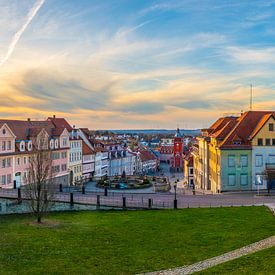 Panorama über Gotha mit Marktplatz – Historische Stadtlandschaft im Überblick von Mixed media vector arts