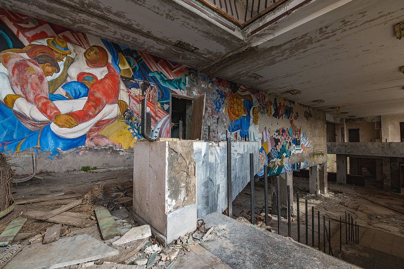 Abandoned "Palace of Culture" in Pripyat par Andreas Jansen