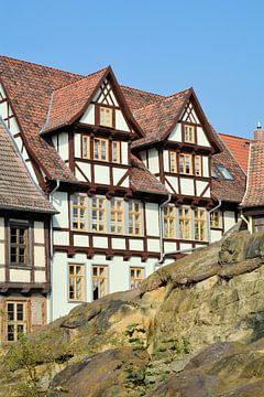 Vakwerkhuizen op de Schlossberg in de werelderfgoedstad Quedlinburg van Heiko Kueverling