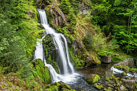 Ein Blick auf den wunderschönen Triberg-Wasserfall im Schwarzwald von Andreas Völkel