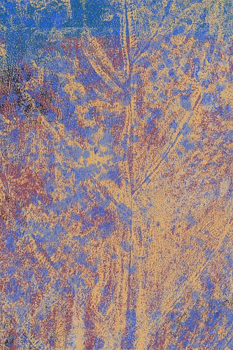 Feuille en ocre, bleu et bordeaux. Art abstrait botanique moderne.