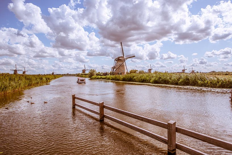 Kinderdijk Holland. van Brian Morgan