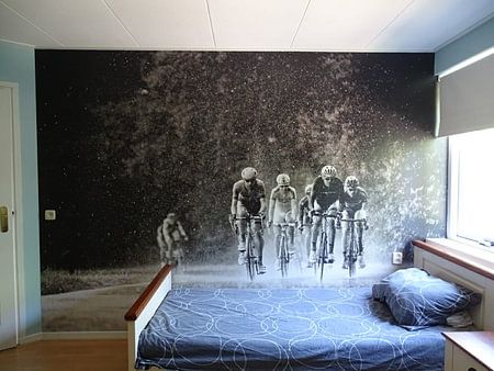 Cyclists do not take shelter