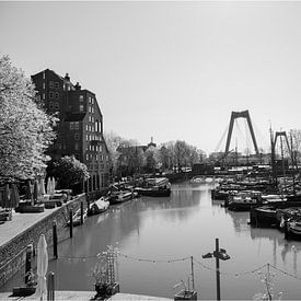 Le vieux port de Rotterdam en noir et blanc sur Stefan Bezooijen