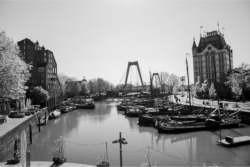 De oude haven van Rotterdam zwart/wit van Stefan Bezooijen