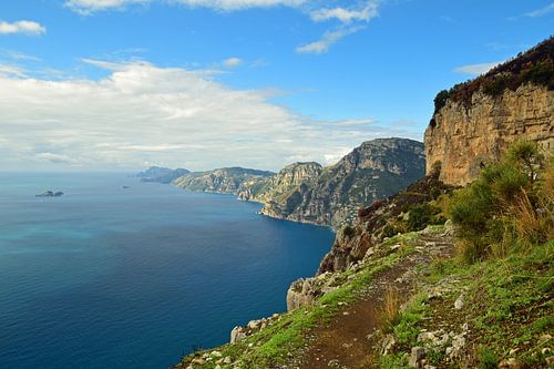 Walk along the Amalfi coast