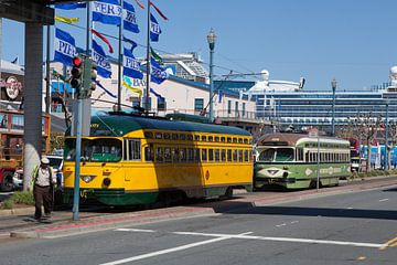 Trams voor Pier 39 in San Francisco van t.ART