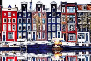 Maisons sur l'Amstel avec image miroir