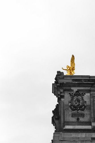 engel auf dem Dach in Dresden