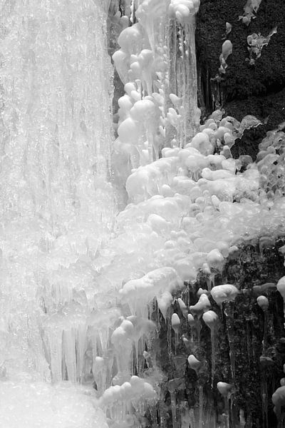 Ice by Thomas Jäger