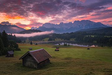 Sonnenaufgang am Geroldsee von Henk Meijer Photography