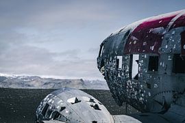 Wreck on Sólheimasandur by Studio Graber