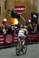 Tadej Pogacar op weg naar een derde Strade Bianche