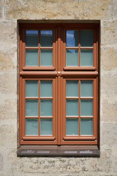 einzelnes Fenster eines Hauses