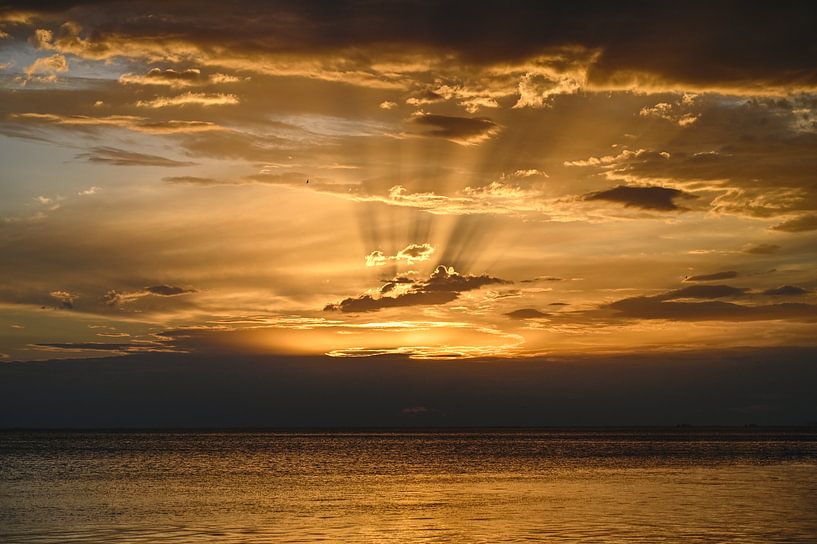 Sunset by the sea by artpictures.de