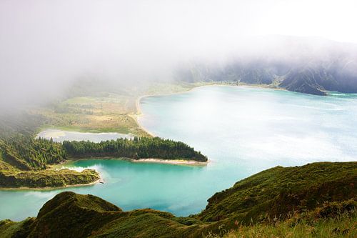Bewolkt Lagoa do Fogo