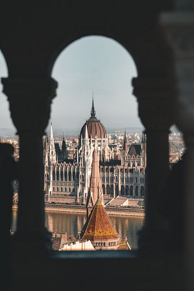 The Hungarian Parliament by Endre Lommatzsch