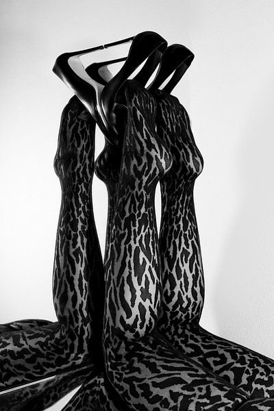 Strumpfhosen und Pumps von Roos van Leeuwen