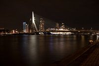 Erasmusbrug bij avond