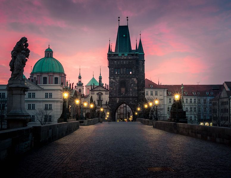 Prague by Hello Pompoyo