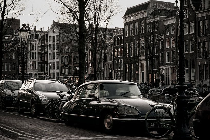 Amsterdam canal by Willem-Jan Brink