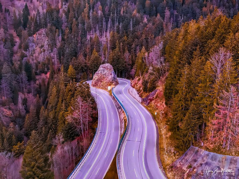 Cross rock curve by Hans-Bernd Lichtblau