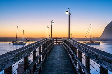 Lichten aan - Morro Bay Harbor #1 van Joseph S Giacalone Photography