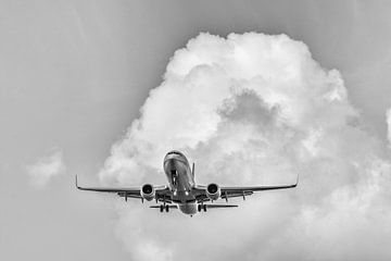 Prepare for landing by Max ter Burg Fotografie