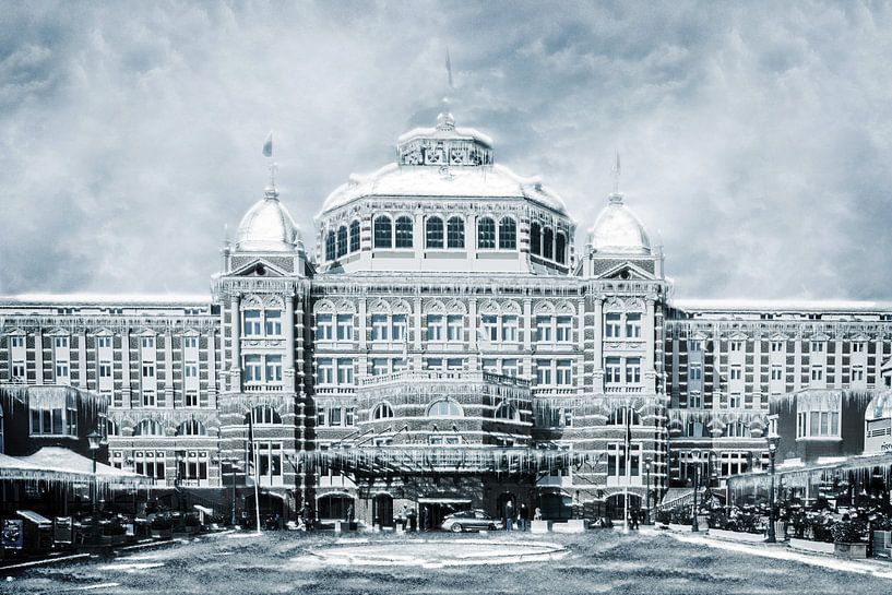 Das Kurhaus in Scheveningen mitten im Winter von Art by Jeronimo