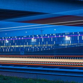 Lichter entlang der Autobahn von Eugene Winthagen