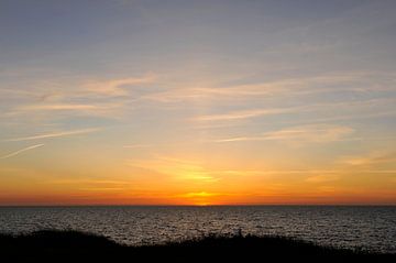 Zonsondergang aan de Zeeuwse kust van Edith Wijte