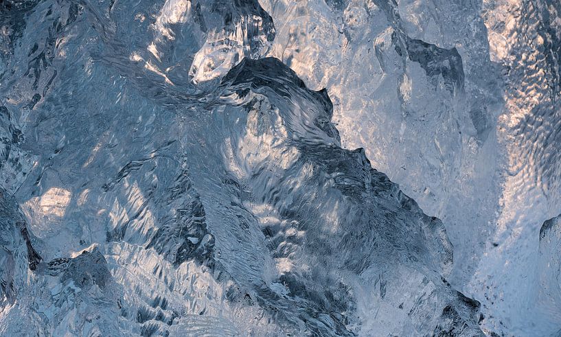 Abstract Ice van Thomas Kuipers