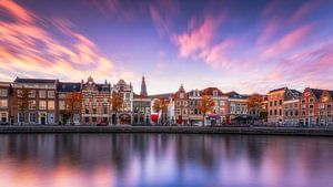 Haarlem bei Sonnenuntergang von Martijn Kort