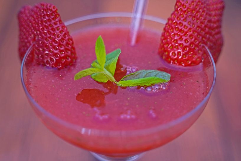 Erdbeer Rum Cocktail im Glas von Babetts Bildergalerie