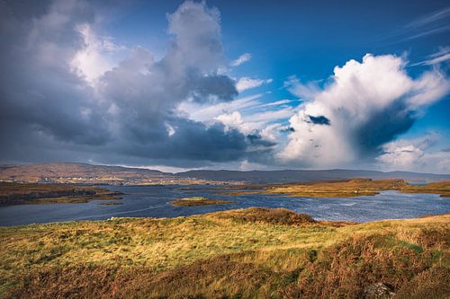 De prachtige, verlaten natuur van Schotland. Isle of Skye in Groot-Brittannië