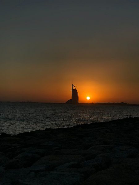 Dubai by Hello Pompoyo