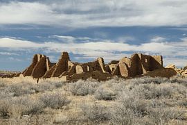 Pueblo Bonito (Pueblo culture) Building in Chaco Canyon, US state of New Mexico by Frank Fichtmüller